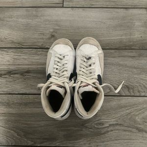 Nike women’s Blazers